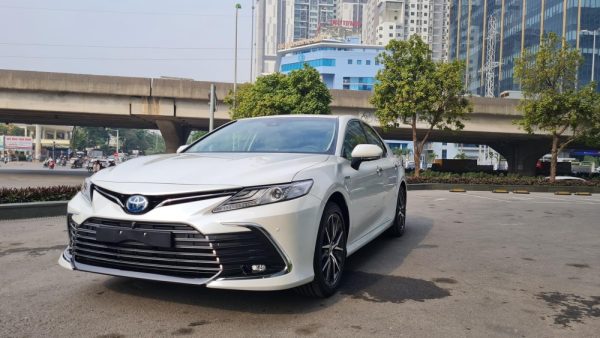 New Camry 2.5HV 2022