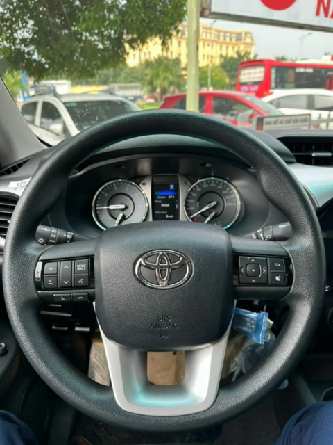 Toyota Hilux 2024